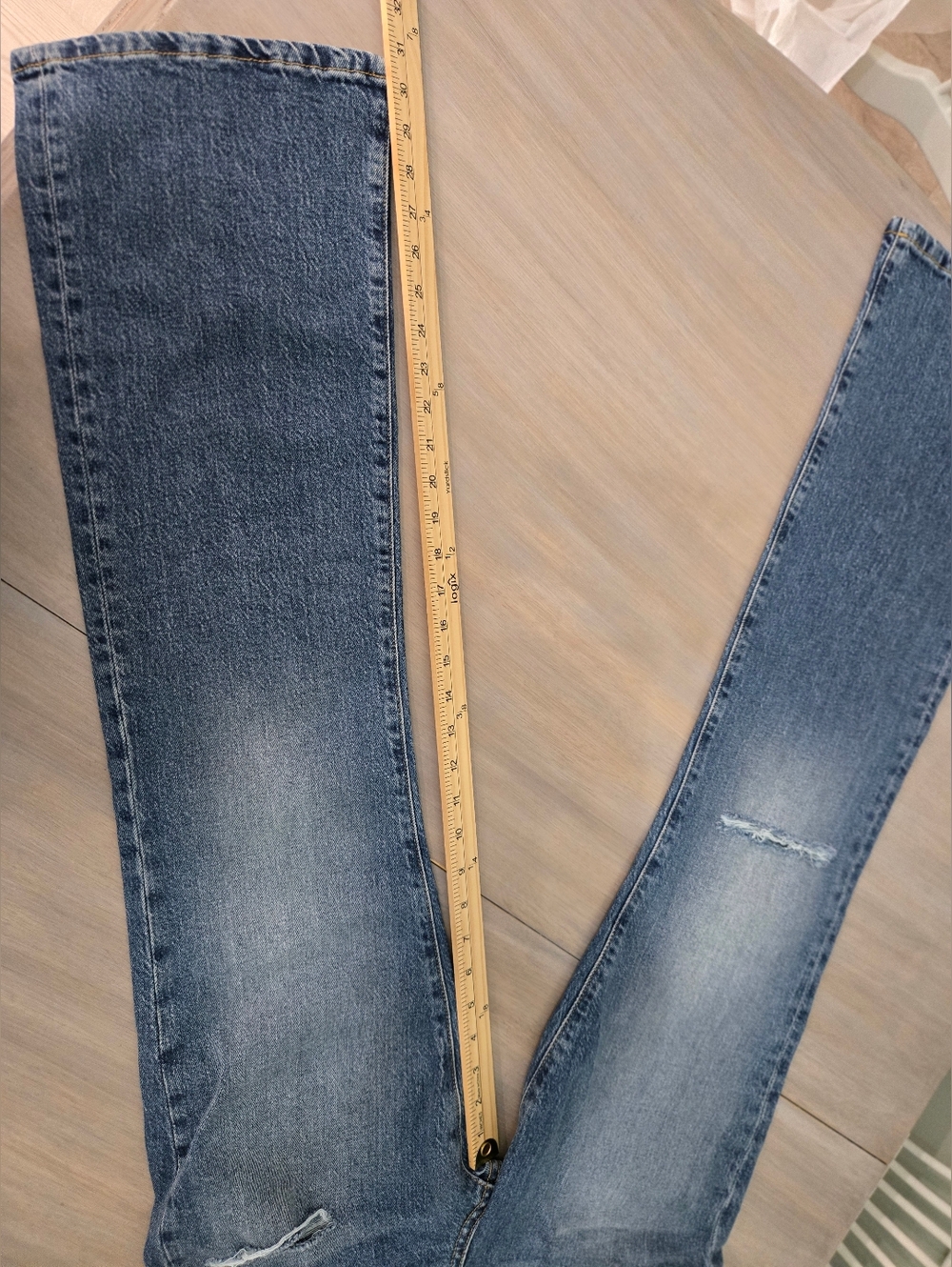 NWT Urban Outfitters BDG Stretch High Rise Flare Distressed Jeans Size 27 - Picture 6 of 11